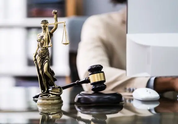 Ayakapı Göç Avukatı